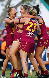 lions-aflw0300thm.jpg